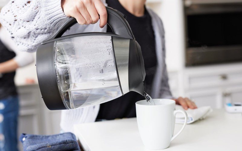 Nước giếng khoan vàng nhẹ nhưng không tanh có cần xét nghiệm không? - điều kiện lắp đặt