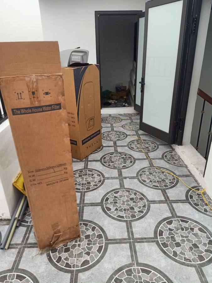 Nước máy qua đường ống cũ có cặn đen: xử lý bằng lớp lọc nào? - dấu hiệu cần kiểm tra