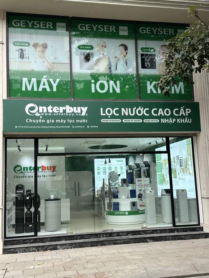 Showroom tư vấn máy ion kiềm và giải pháp nước cho gia đình có cặn trắng