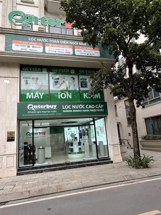 Showroom chuyên gia nước hỗ trợ gia đình chọn giải pháp lọc tổng và nước uống